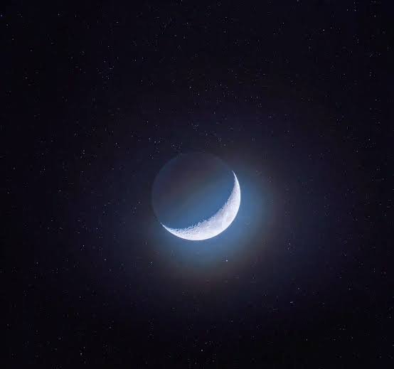  عکس ماه کامل در آسمان شب با کیفیت بالا